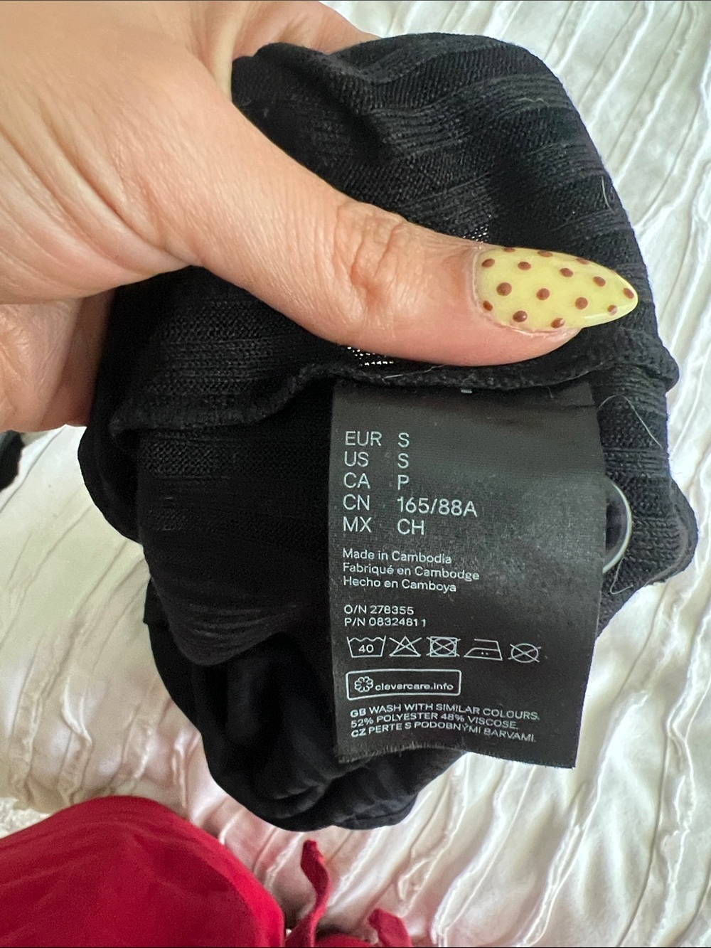 H&M Black Ribbed Button-Front Tank Top - Picture 7 of 7